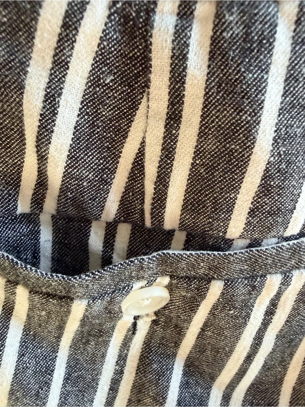 Banana Republic Linen Cotton Black White Stripe Cropped Pants size 8